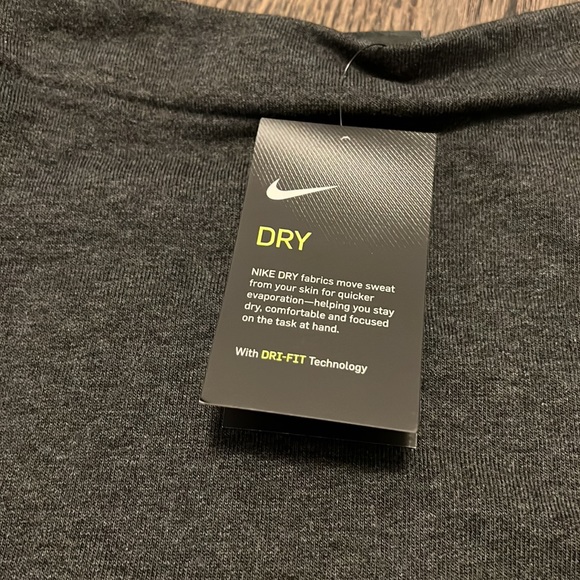 Nike® Studio Mock Neck Versa Pullover - NWT - Size 1X - Picture 6 of 15